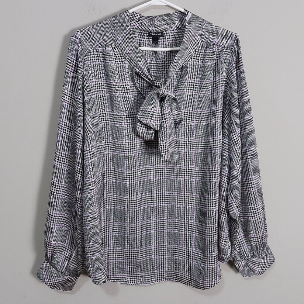 Torrid Plaid Studio Bubble Satin Bow-Tie Blouse Plus Size 1X Chic Career Casual - Picture 2 of 7